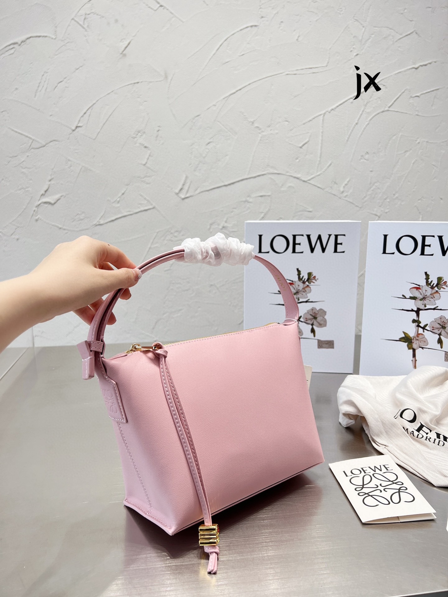 Loewe  22ss cubi bag 131467