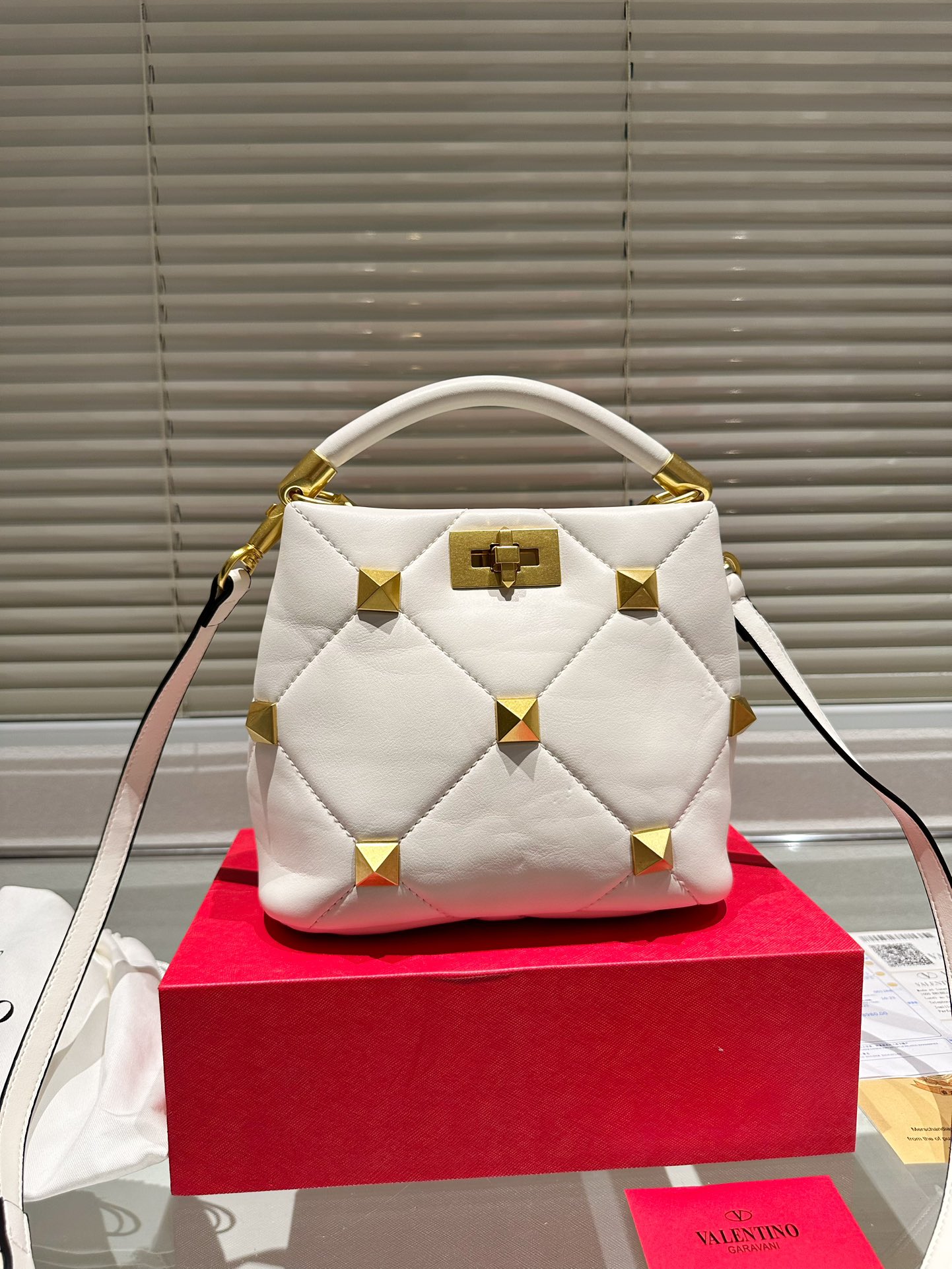 Valentino new bag 132226