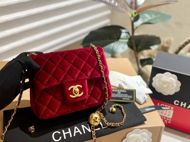 Chanel velour cf bag 133010