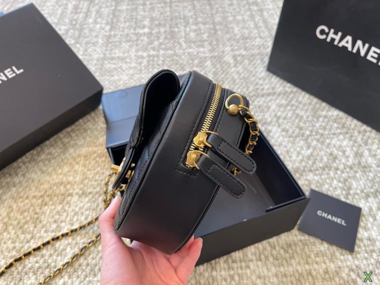 Chanel sweet heart bag 133503