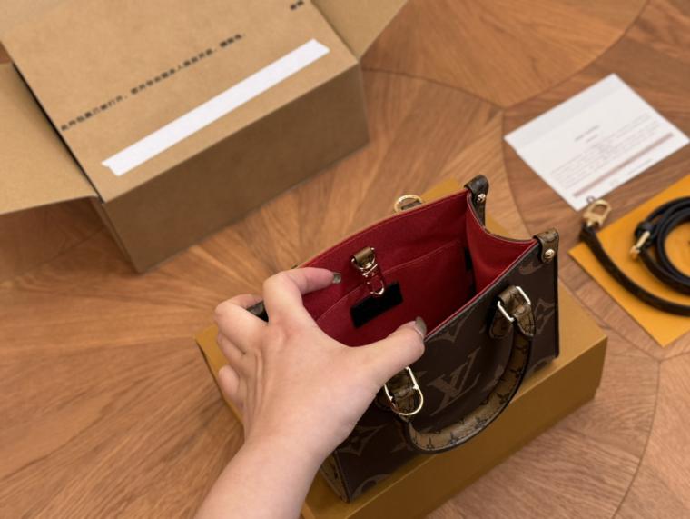 LV MINI Onthego handbag