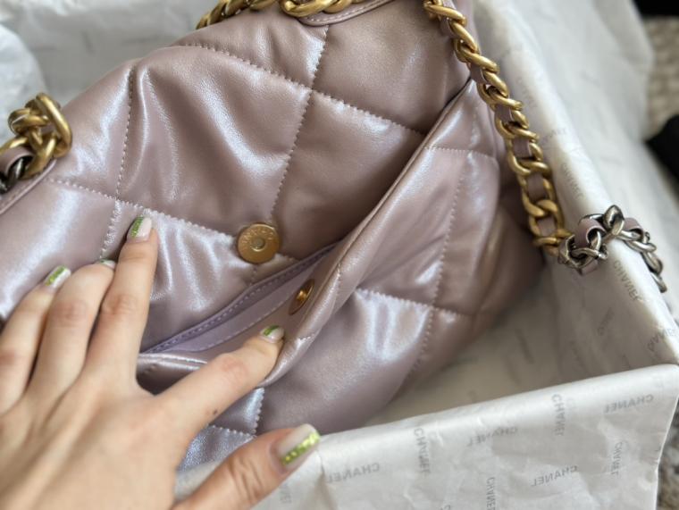 Chanel lambskin pink 19bag