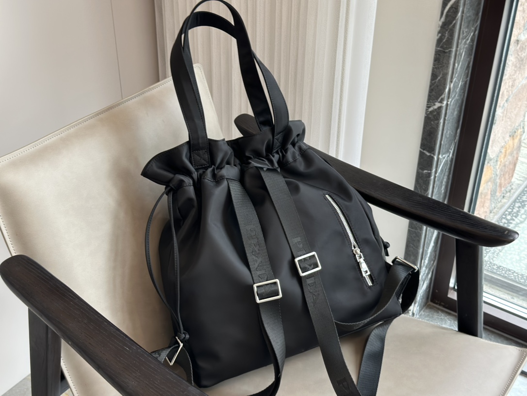 Prada nylon tote bag/backpack