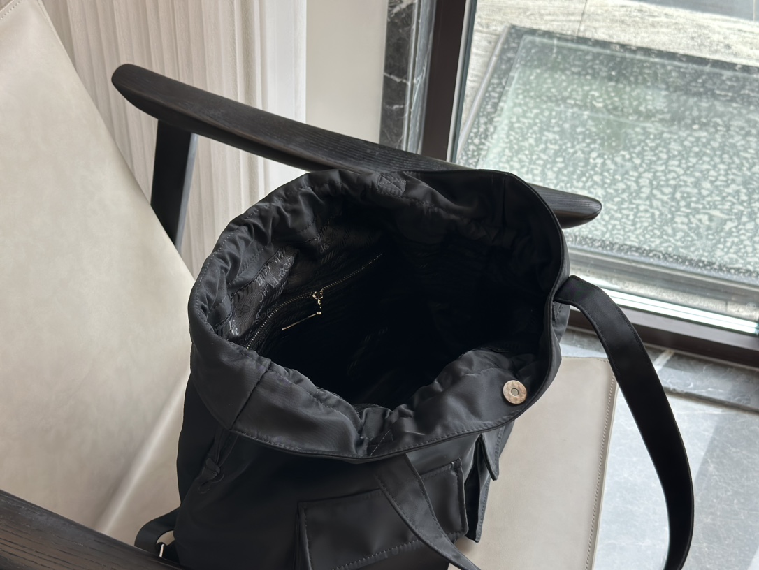 Prada nylon tote bag/backpack