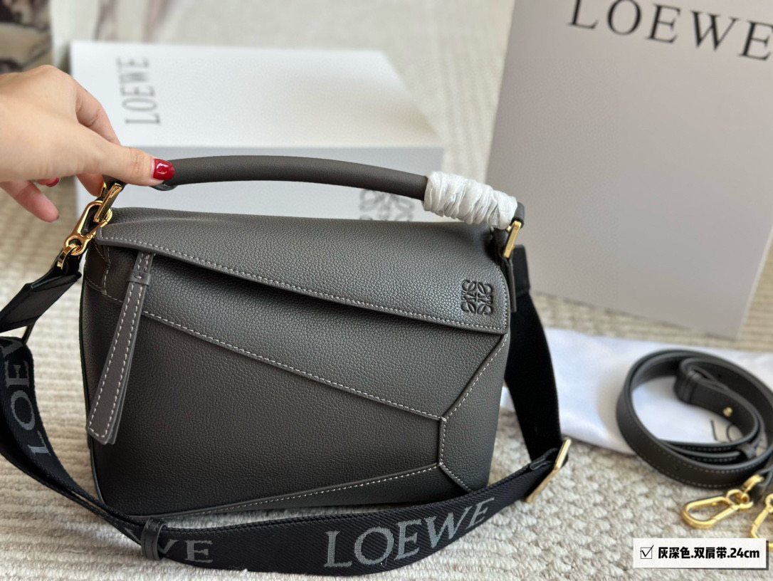 Loewe Puzzle cowskin leather bag