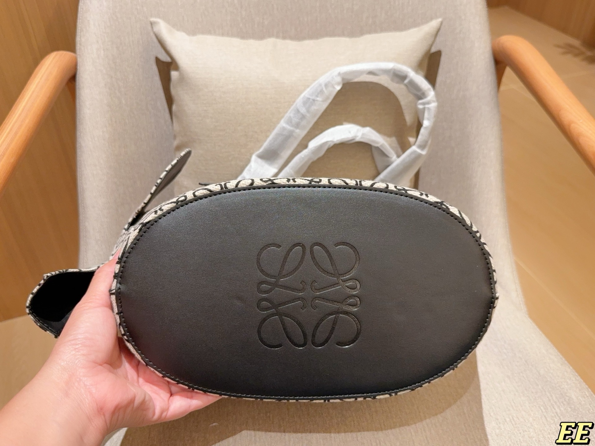 Loewe Elephant tote handbag 135873