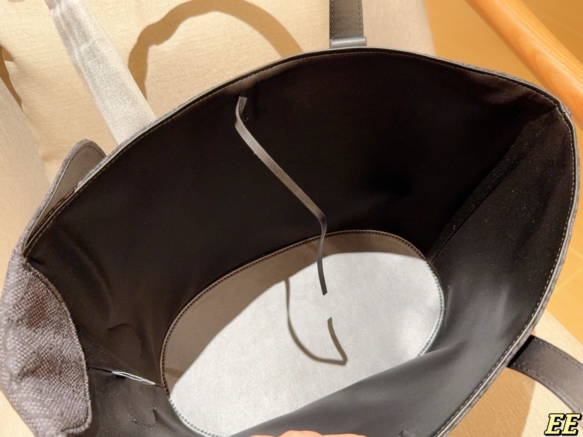 Loewe Elephant tote handbag 135872