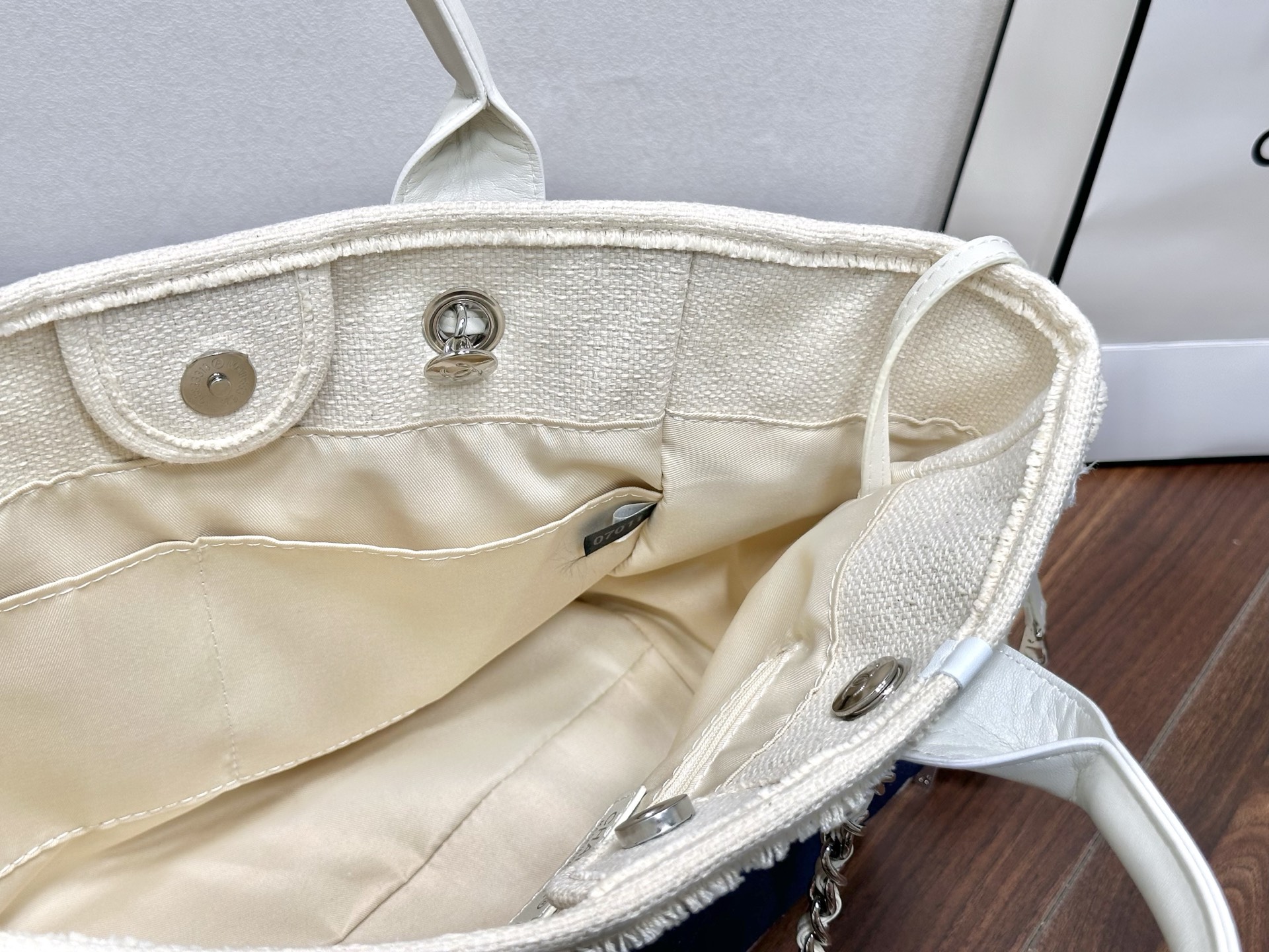 Chanel Beach Tote handbag 135916