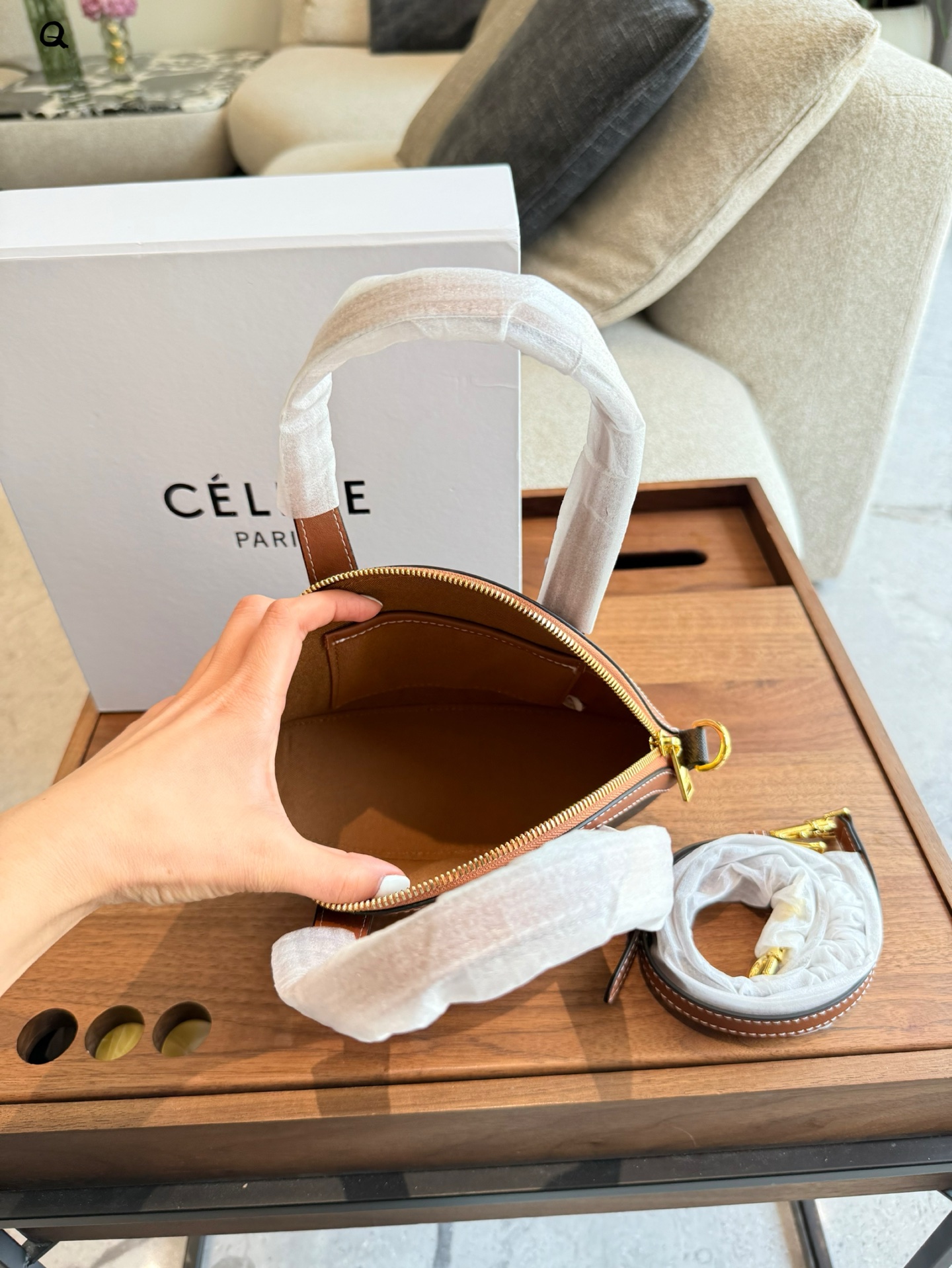 Celine new OVAL BAG 135922