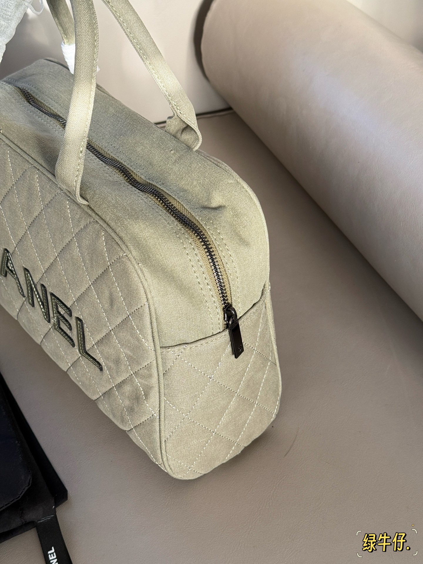 Chanel canvas Vintage handbag 135920