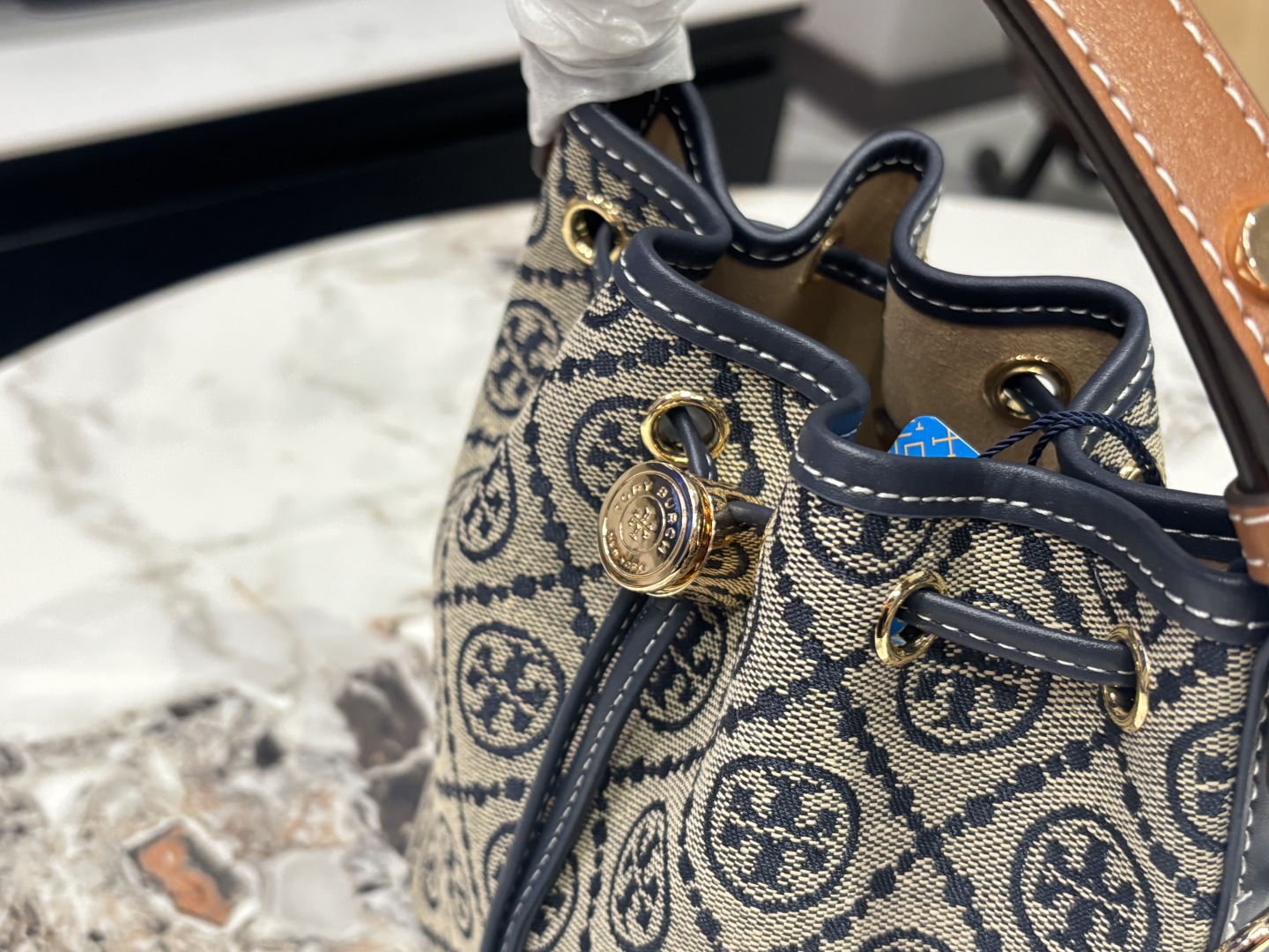 TORY BURCH Bucket bag 135919