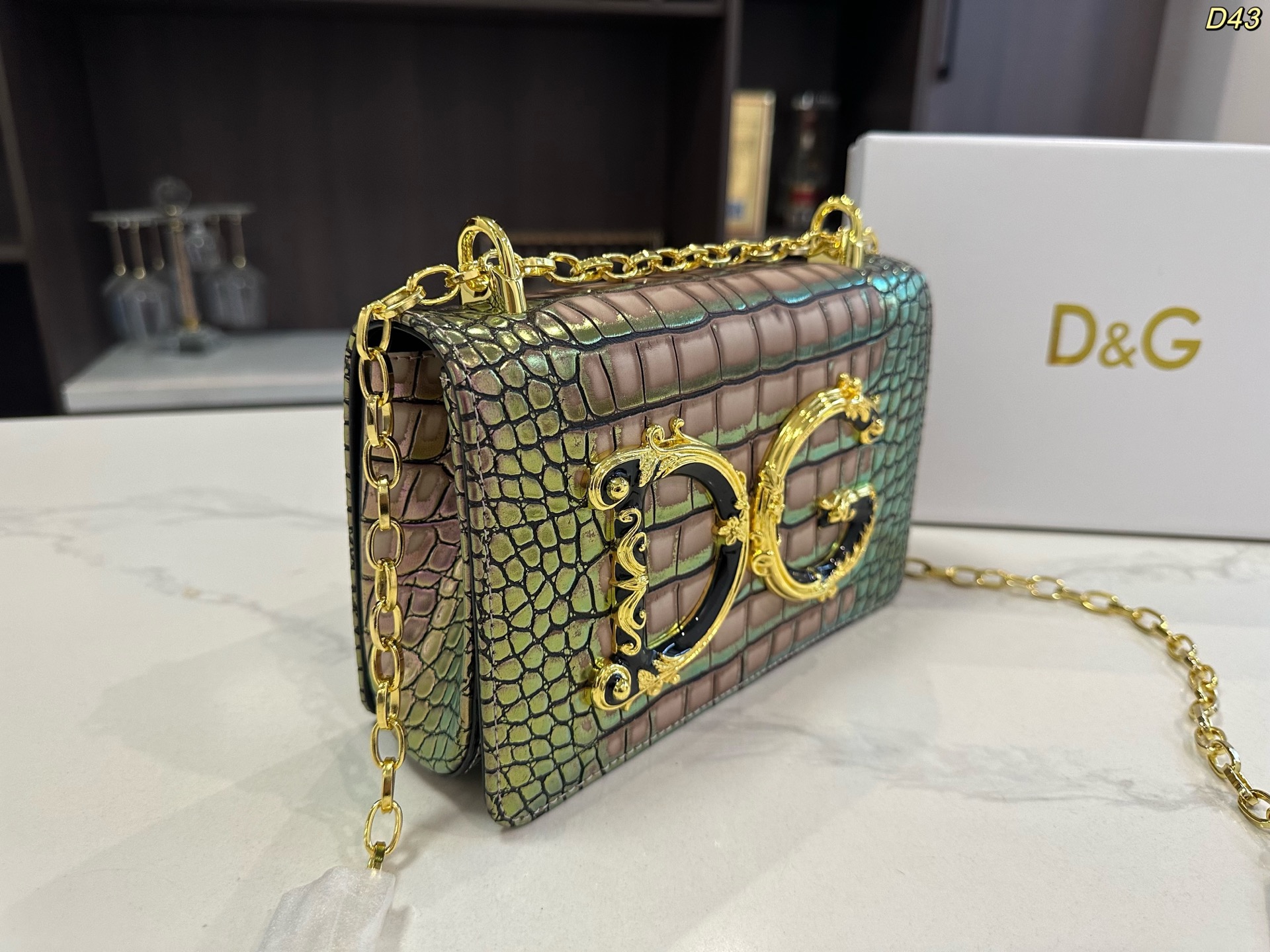 DG Handbag 138979