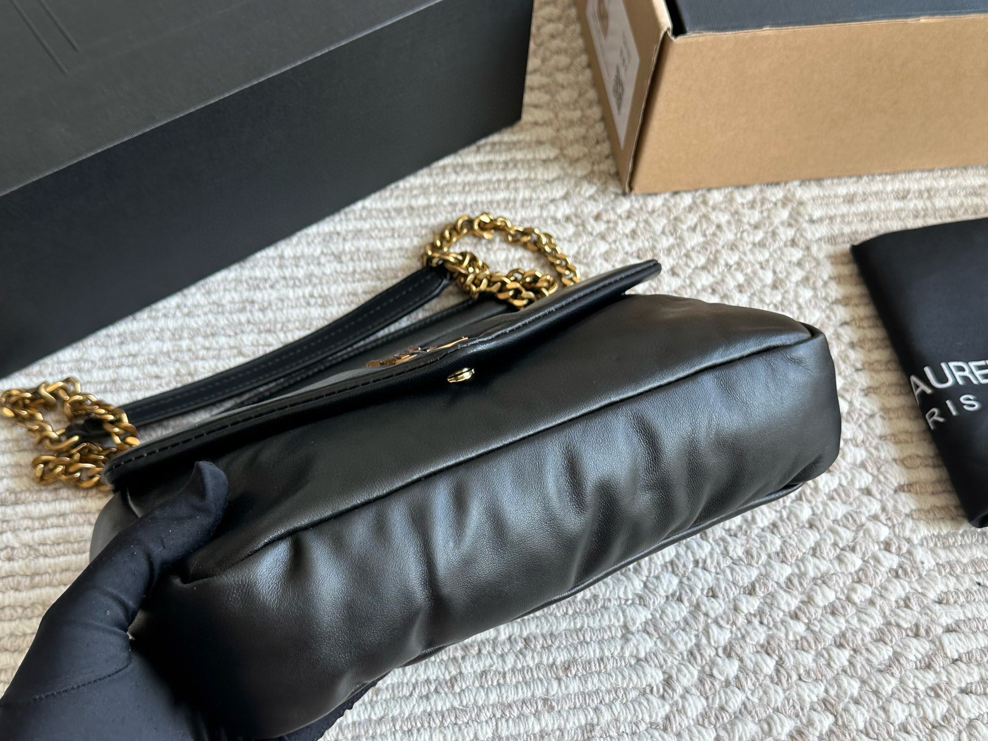 YSL LOULOU PUFFER Bag 139020