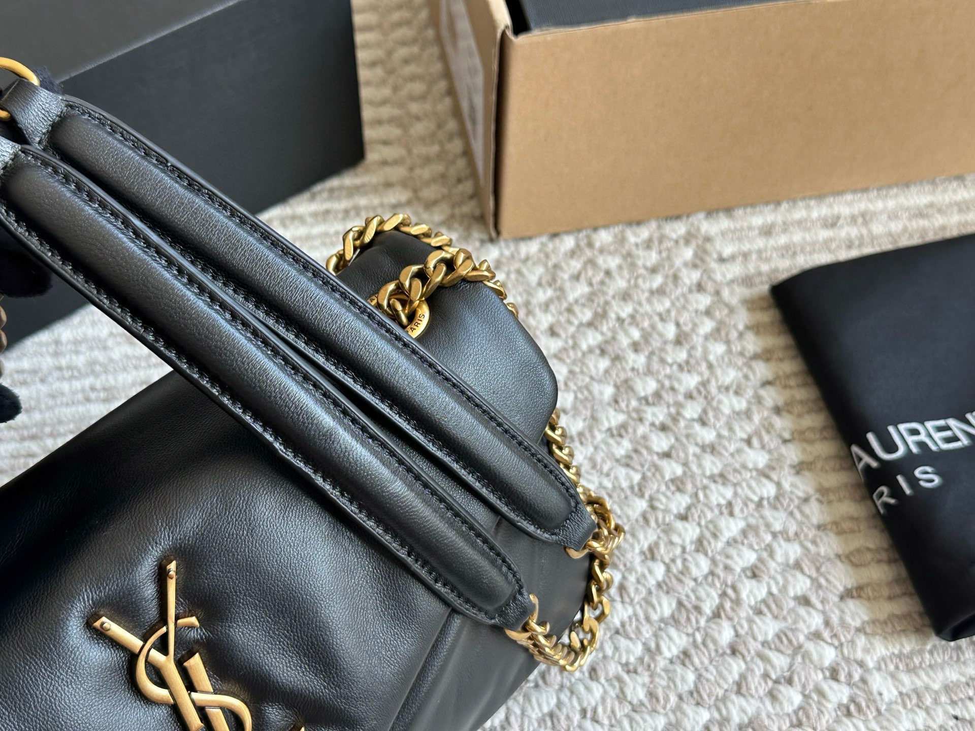 YSL LOULOU PUFFER Bag 139020