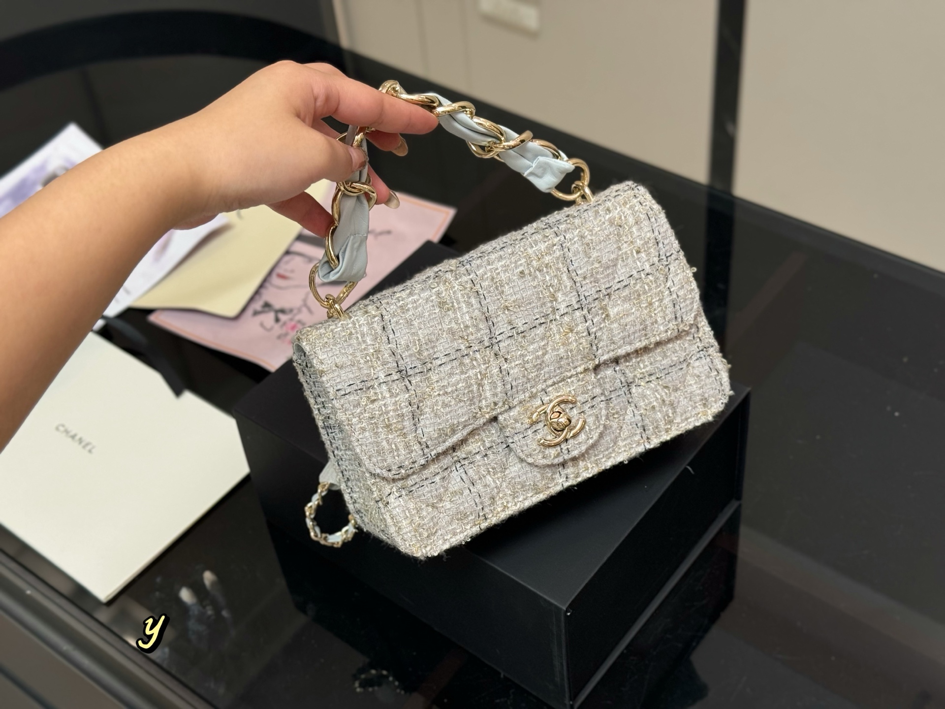 Chanel 25B CF mini bag 139055