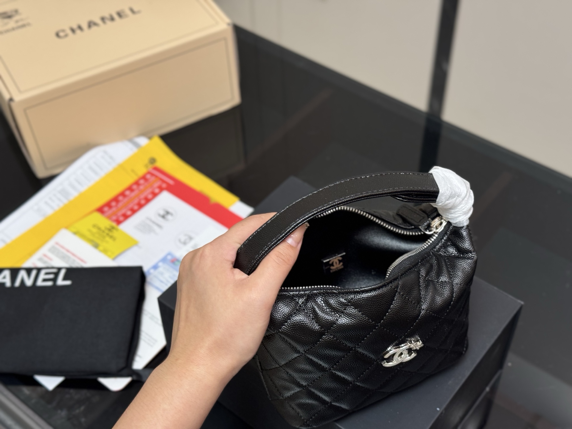 Chanel hobo mini bag 139052