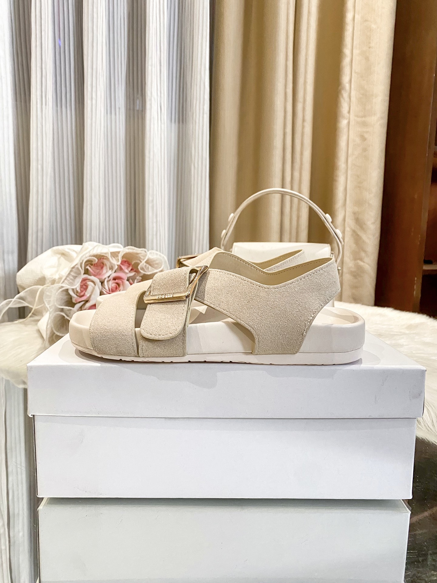 LOEWE Sandals 135947