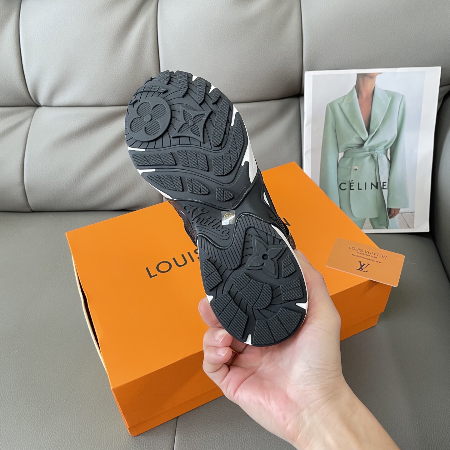 LV  Louis Vuitton  25S Olympia Trainer sneakers 139002