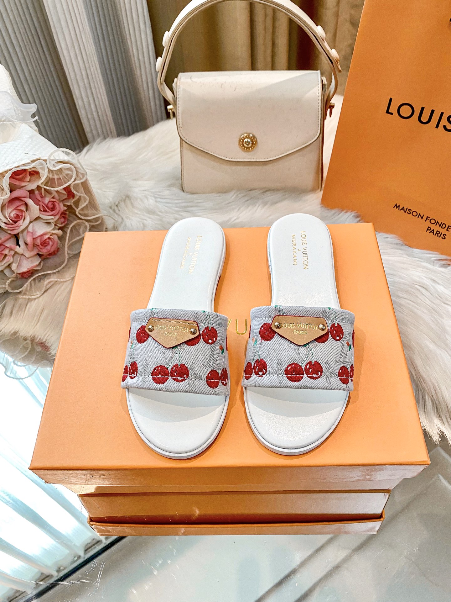 LV women slippers 138998