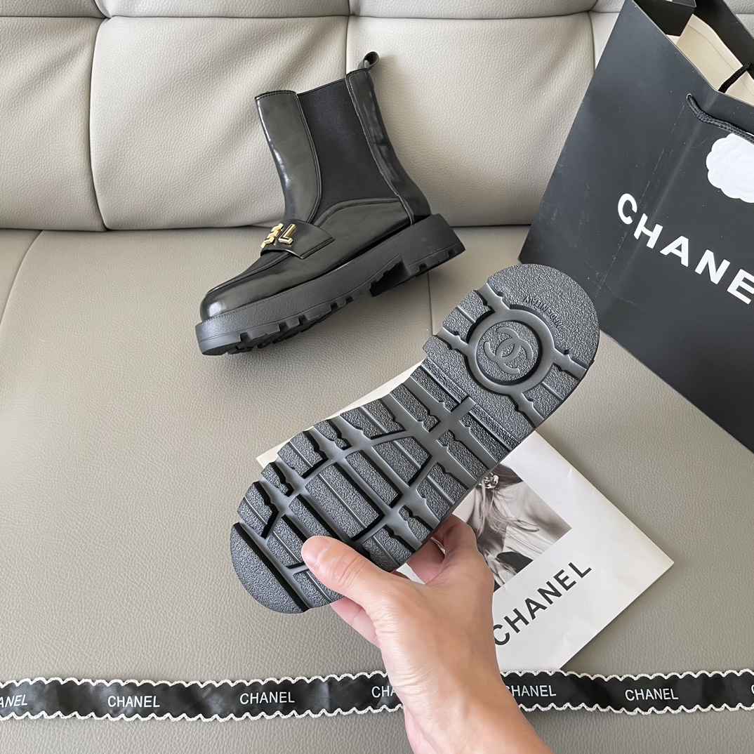 CHANEL 25SS letter short boots 139029