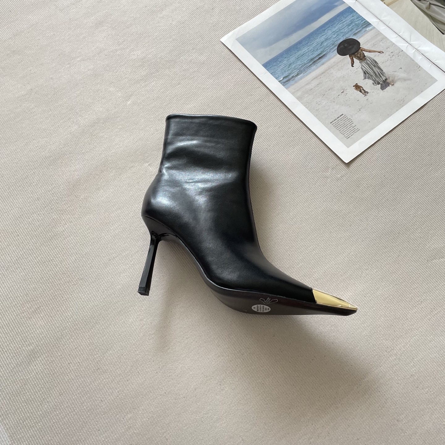 YSL SAINT LAUREN 25SS lady heel shoes 139021