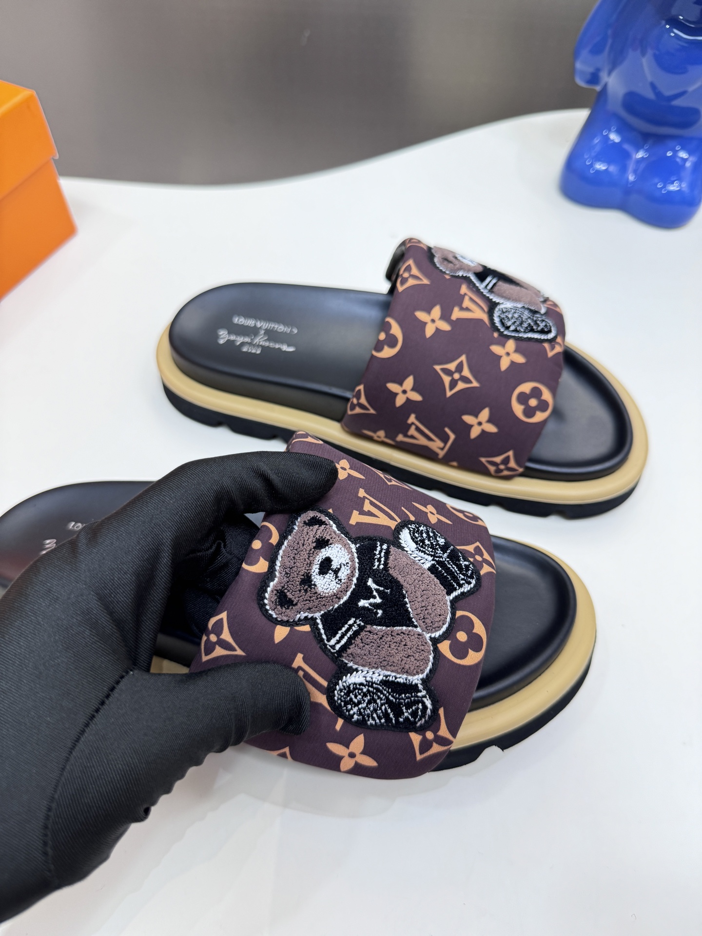 Louis Vuitton Lv 2025ss slippers 139046