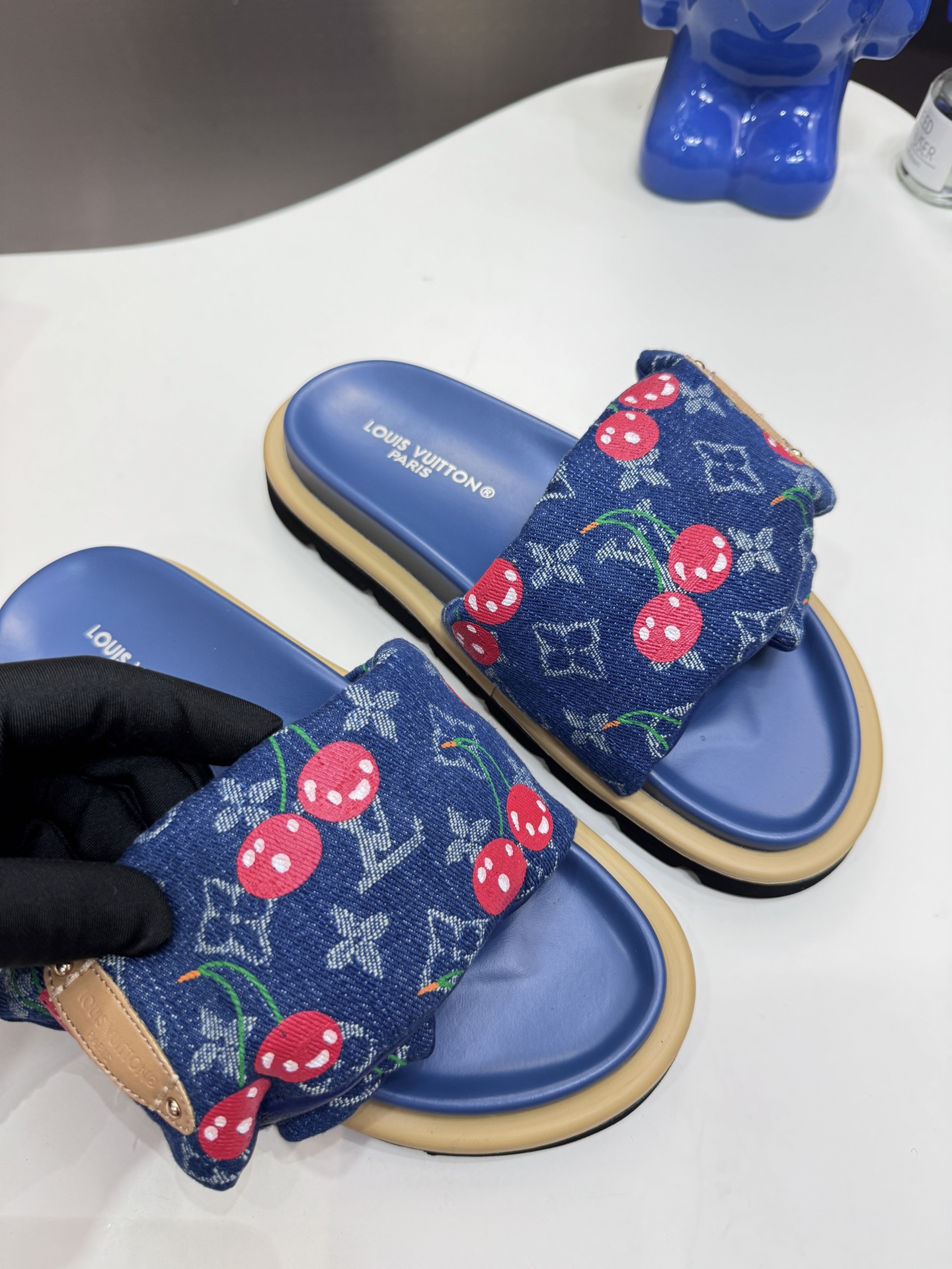 Louis Vuitton Lv 2025ss slippers 139042