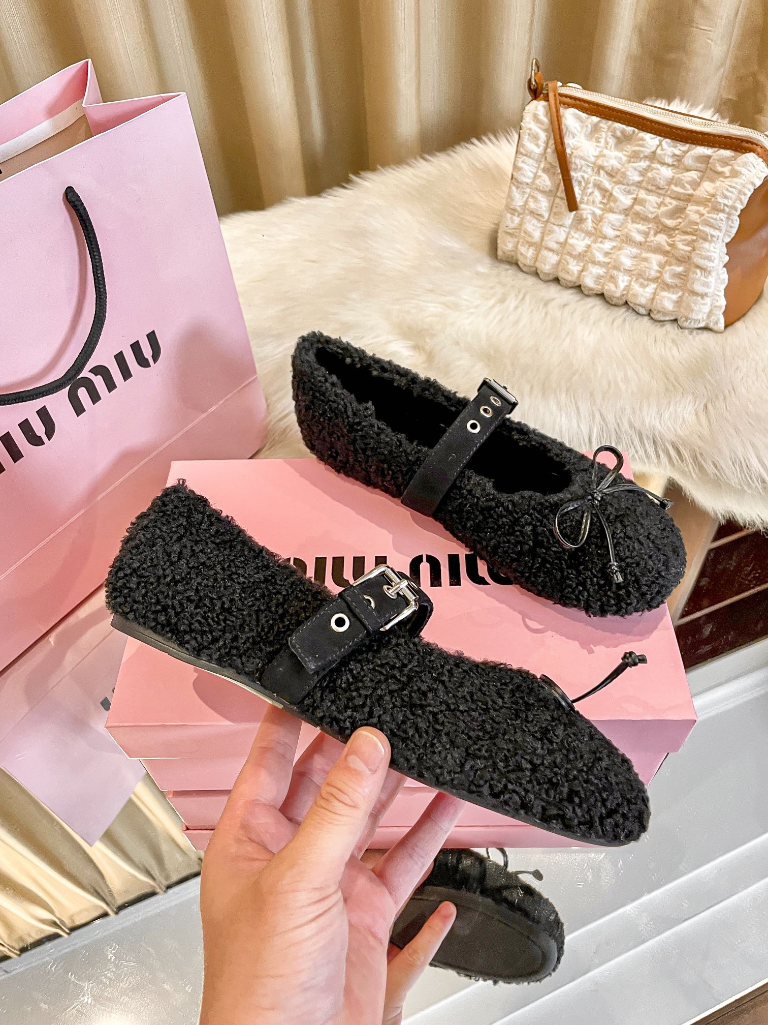 Miumiu  flat shoes 139062