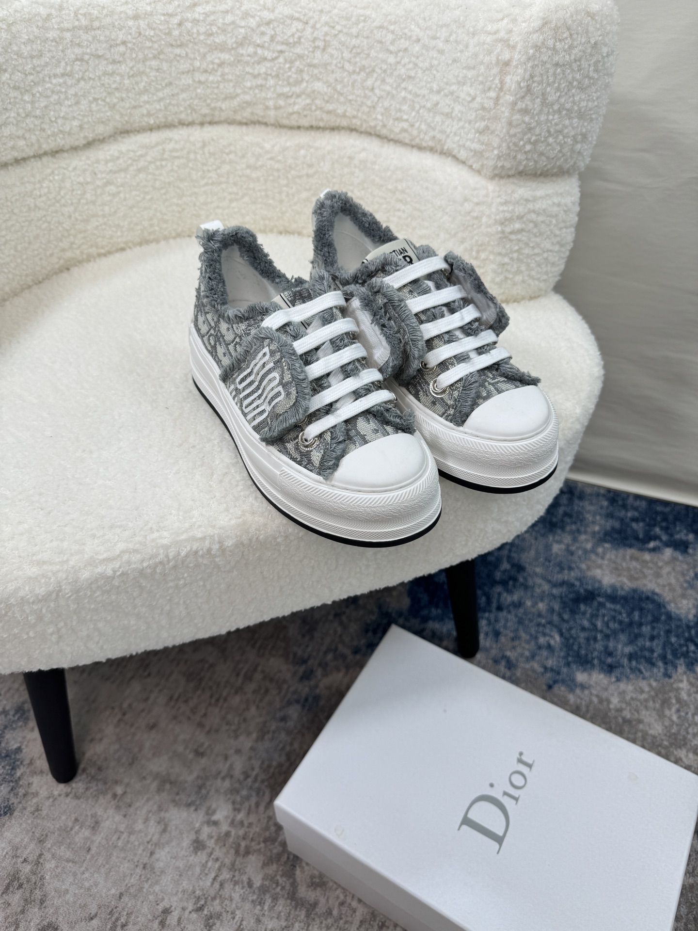 Dior 2025 new women sneaker 139061